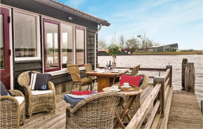 Гостиница Holiday home Lauwersoog 32  Лауверсвог